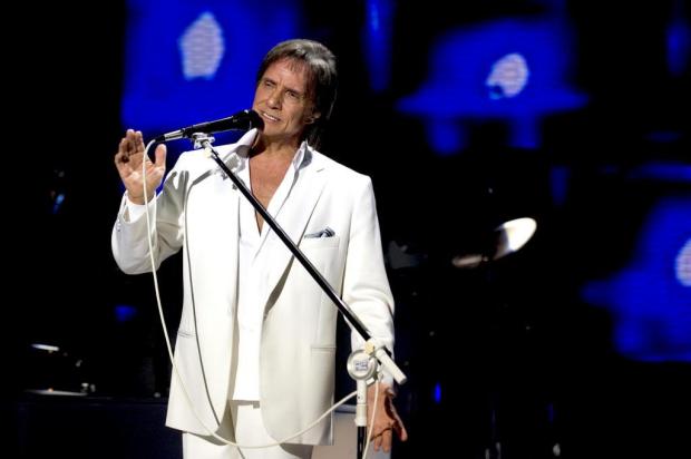 Em seu cruzeiro temático, Roberto Carlos anuncia três novos discos Sony Music/Divulgação