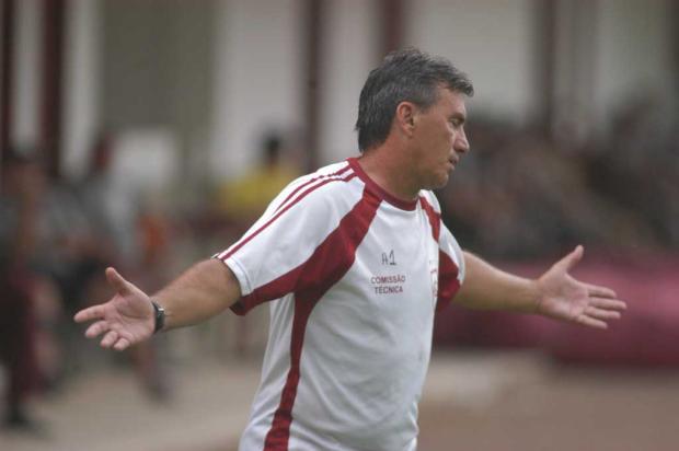 Tonho Gil critica decisão do São Luiz: "Isso não é futebol profissional de verdade" Artur Moser/Agência RBS/BD/ Tonho Gil critica decisão do São Luiz: "Isso não é futebol profissional de verdade" Artur Moser/Agência RBS/BD/