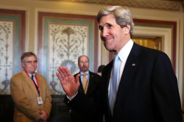 Comissão do Senado dos EUA aprova nomeação de John Kerry ao Departamento de Estado Alex Wong/AFP