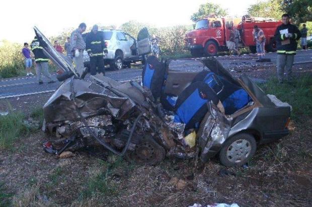 Colisão deixa quatro mortos e dois feridos em Saldanha Marinho Divulgação/PRF Carazinho Colisão deixa quatro mortos e dois feridos em Saldanha Marinho Divulgação/PRF Carazinho
