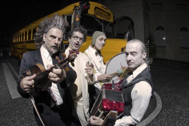 Tangos e Tragédias tem últimas apresentações da temporada no Theatro São Pedro Rique Barbo/Divulgação Tangos e Tragédias tem últimas apresentações da temporada no Theatro São Pedro Rique Barbo/Divulgação