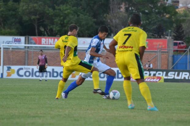 Esportivo e Cerâmica ficam no 0 x 0 na Serra Janquiel Mesturini/Conceito Com Brasil/Divulgação Esportivo e Cerâmica ficam no 0 x 0 na Serra Janquiel Mesturini/Conceito Com Brasil/Divulgação