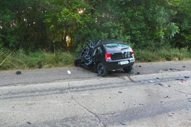Acidente entre caminhão e carro deixa um morto em Viamão Mauro Saraiva Jr./Rádio Gaúcha