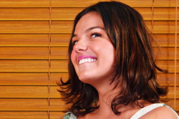 Isis Valverde revela vontade de ser mãe: 'Eu vejo uma criança e fico pirada' Marcos Pinto/Revista A Isis Valverde revela vontade de ser mãe: 'Eu vejo uma criança e fico pirada' Marcos Pinto/Revista A