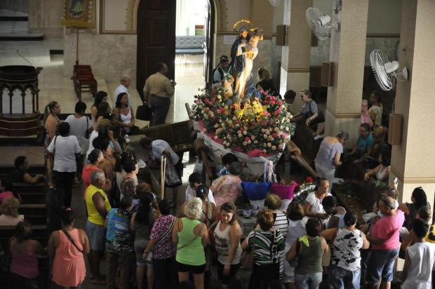 Comemorações do dia de Nossa Senhora dos Navegantes não terão queima de fogos na Capital Lívia Stumpf/Agencia RBS Comemorações do dia de Nossa Senhora dos Navegantes não terão queima de fogos na Capital Lívia Stumpf/Agencia RBS