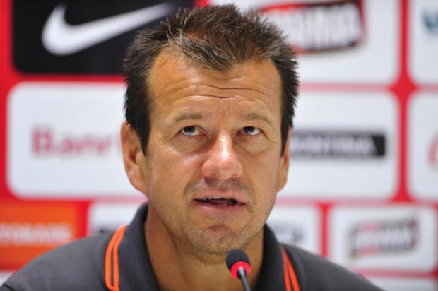 Dunga, sobre o Gre-Nal: "A gente não está em condição ideal para um jogo dessa rivalidade" Diego Vara/ Agência RBS/ Dunga, sobre o Gre-Nal: "A gente não está em condição ideal para um jogo dessa rivalidade" Diego Vara/ Agência RBS/