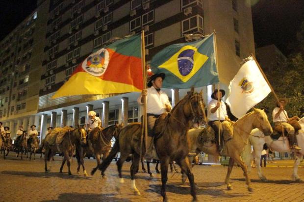 Caminhadas e atos em cinco municípios lembram vítimas da tragédia em Santa Maria Francisco Bosco/Especial Caminhadas e atos em cinco municípios lembram vítimas da tragédia em Santa Maria Francisco Bosco/Especial