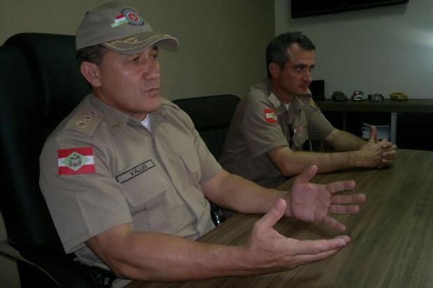 PM de Joinville vai acompanhar linhas de ônibus após ataques na madrugada Salmo Duarte/Agência RBS PM de Joinville vai acompanhar linhas de ônibus após ataques na madrugada Salmo Duarte/Agência RBS