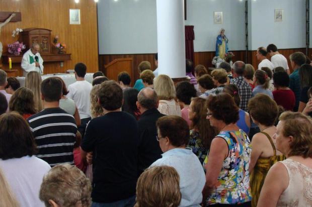 Missas em Santa Catarina lembram vítimas da tragédia em Santa Maria Ivan Ansolin/Agência IAF Missas em Santa Catarina lembram vítimas da tragédia em Santa Maria Ivan Ansolin/Agência IAF
