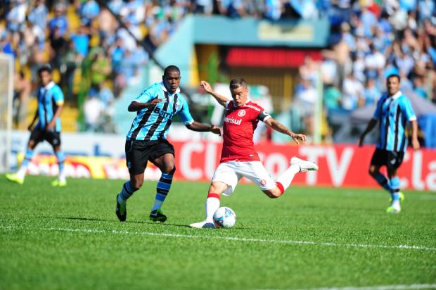 Jogadores do Grêmio lamentam erros defensivos após derrota no Gre-Nal Fernando Gomes/