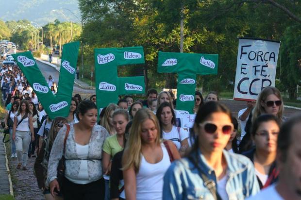 "Força e fé CCR" é o que desejam os alunos da UFSM no retorno às aulas Juliano Mendes/Especial "Força e fé CCR" é o que desejam os alunos da UFSM no retorno às aulas Juliano Mendes/Especial