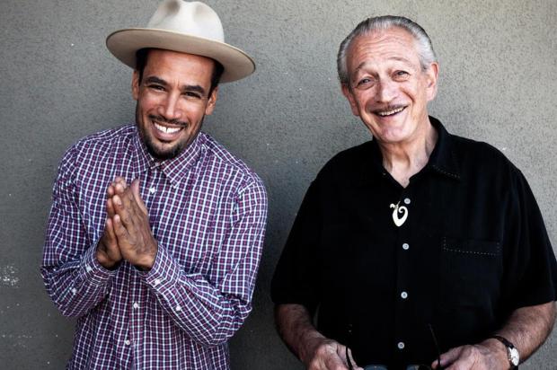 Ben Harper lança disco intimista ao lado da lenda Charlie Musselwhite benharper.com/Dviulgação Ben Harper lança disco intimista ao lado da lenda Charlie Musselwhite benharper.com/Dviulgação