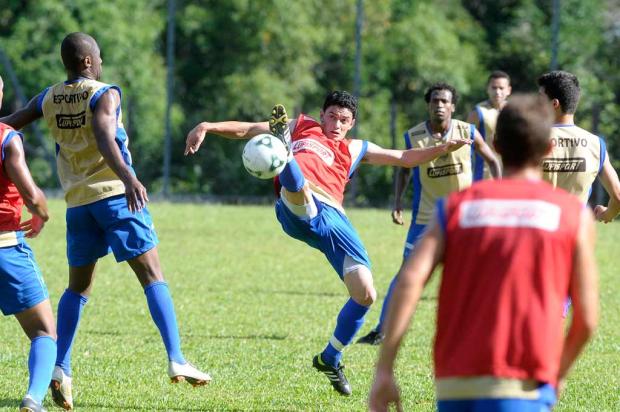 Esportivo troca o preparador físico e anuncia duas dispensas após início irregular no Gauchão Juan Barbosa, Banco de Dados, Agência RBS/