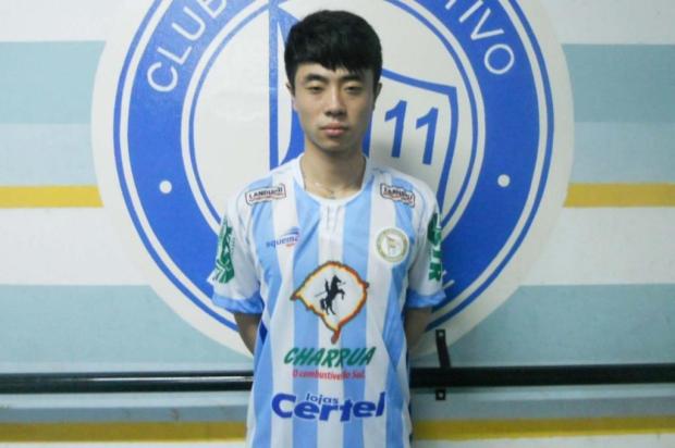 Lajeadense contrata meia-atacante chinês Divulgação/CE Lajeadense Lajeadense contrata meia-atacante chinês Divulgação/CE Lajeadense