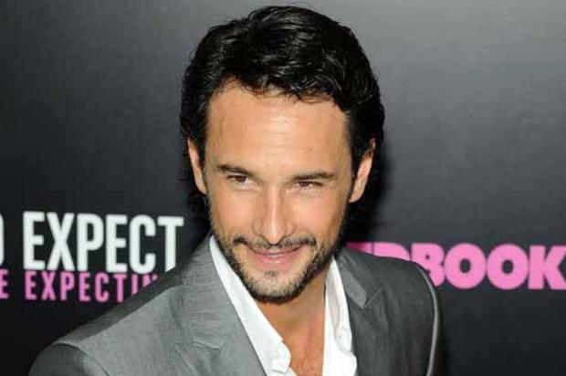 Rodrigo Santoro atuará em faroeste com Natalie Portman Simon Russell/Getty Images/AFP Rodrigo Santoro atuará em faroeste com Natalie Portman Simon Russell/Getty Images/AFP