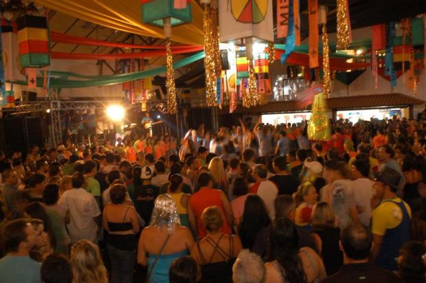 Confira dicas divertidas sobre o uso do celular nas festas de Carnaval Charles Guerra/Agencia RBS Confira dicas divertidas sobre o uso do celular nas festas de Carnaval Charles Guerra/Agencia RBS