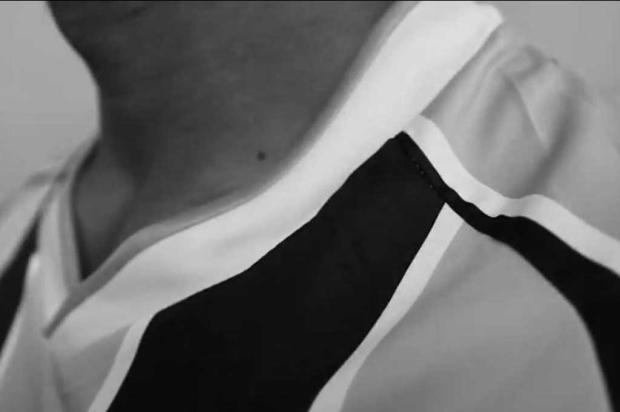 Grêmio lança vídeo com prévia do lançamento da nova camisa tricolor Reprodução/ Grêmio lança vídeo com prévia do lançamento da nova camisa tricolor Reprodução/