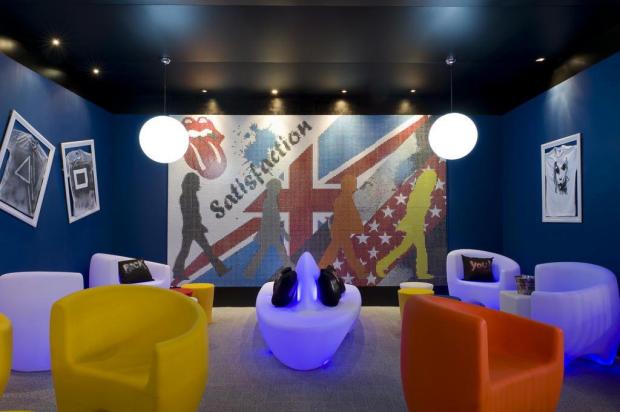 Tons fluorescentes, intensos e versáteis são as apostas para a casa em 2013 Sherwin-Williams/Divulgação