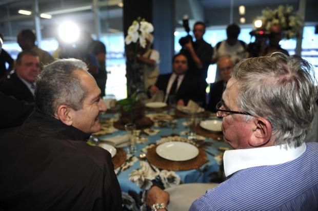 Fábio Koff confirma que serão colocadas cadeiras no setor da Geral da Arena Ricardo Duarte/Agencia RBS