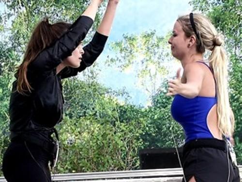 Kamilla vence Fernanda em prova de resistência e é a nova líder do BBB TV Globo/Divulgação