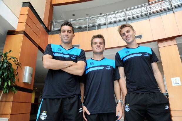 Trio de garotos que trocou o Juventude pelo Grêmio tem reencontro marcado para este sábado Divulgação/clicRBS