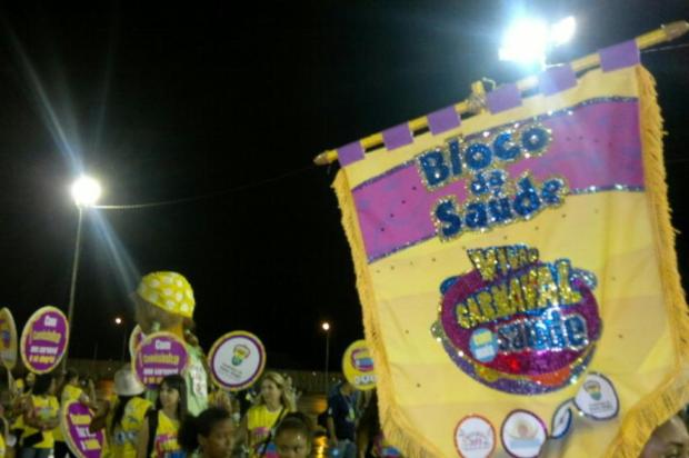 Bloco da Saúde conscientiza os foliões no Porto Seco Roberta Schuler/AgNews Bloco da Saúde conscientiza os foliões no Porto Seco Roberta Schuler/AgNews