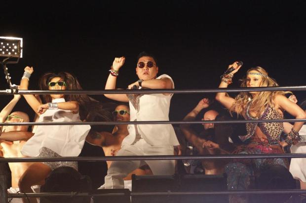 Psy canta Gangnam Style ao lado de Claudia Leitte em Salvador Robson Mendes/Estadão Conteúdo