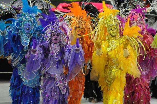 Restinga e Império passam bem, mas Imperadores é a favorita ao título do Carnaval Marcelo Oliveira/Diário Gaúcho