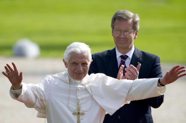 Vaticano anuncia um novo Papa para a Páscoa JOHANNES EISELE/AFP Vaticano anuncia um novo Papa para a Páscoa JOHANNES EISELE/AFP