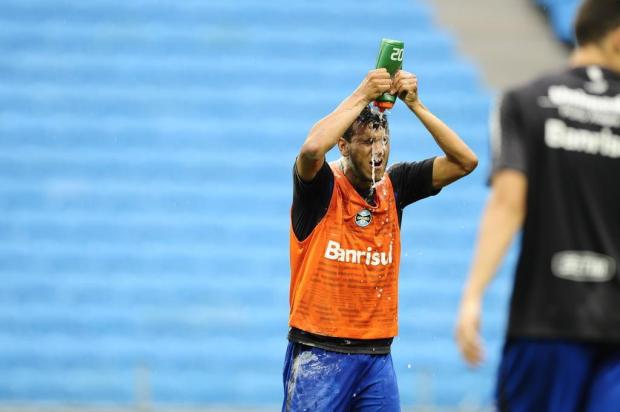 Com grupo reforçado, Souza alerta adversários do Grêmio: "Deve complicar bastante para eles" Mauro Vieira/Agencia RBS Com grupo reforçado, Souza alerta adversários do Grêmio: "Deve complicar bastante para eles" Mauro Vieira/Agencia RBS
