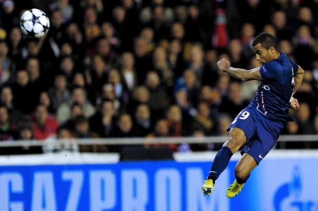 Lucas estreia na Champions com assistência e PSG vence o Valencia JOSEP LAGO/AFP Lucas estreia na Champions com assistência e PSG vence o Valencia JOSEP LAGO/AFP