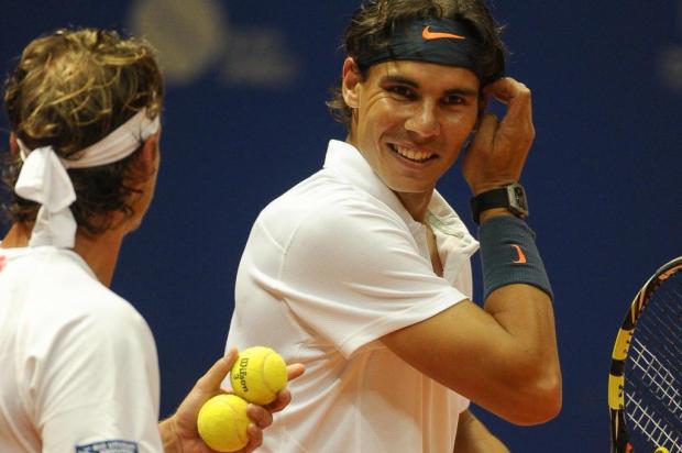 Na estreia do ATP Brasil, Nadal vence pela chave de duplas YASUYOSHI CHIBA/AFP Na estreia do ATP Brasil, Nadal vence pela chave de duplas YASUYOSHI CHIBA/AFP