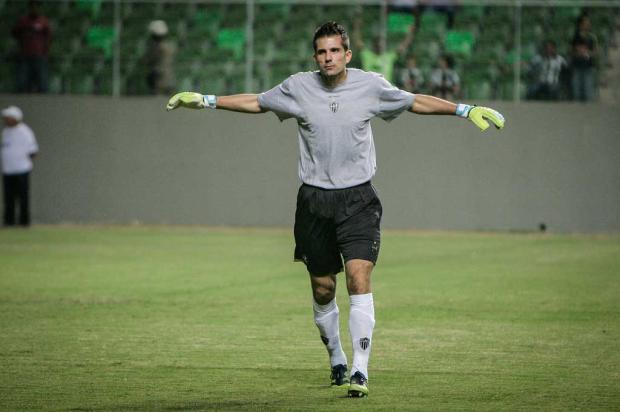 Na primeira Libertadores pelo Atlético-MG, Victor alerta para faltas cobradas por Rogério Ceni Bruno Cantini/Atlético-MG/Divulgação/ Na primeira Libertadores pelo Atlético-MG, Victor alerta para faltas cobradas por Rogério Ceni Bruno Cantini/Atlético-MG/Divulgação/