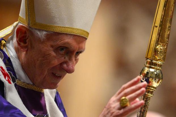 Em sua última eucaristia, Bento XVI denuncia "hipocrisia religiosa" Gabriel Bouys/AFP