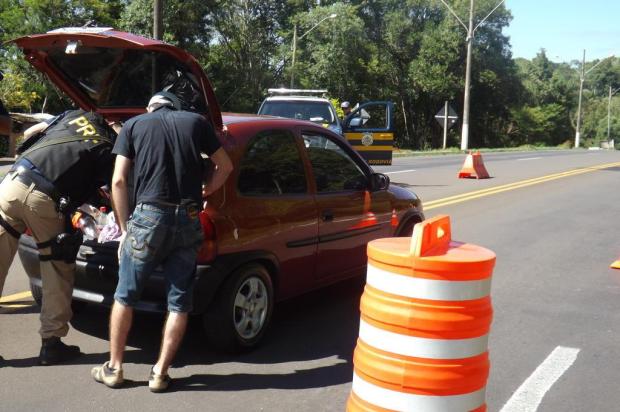 Pente fino é feito em barreiras na divisa de Santa Catarina com municípios do Rio Grande do Sul Marielise Ferreira/Agencia RBS Pente fino é feito em barreiras na divisa de Santa Catarina com municípios do Rio Grande do Sul Marielise Ferreira/Agencia RBS