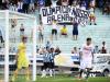 Jogadores gremistas comemoram o único gol da partida