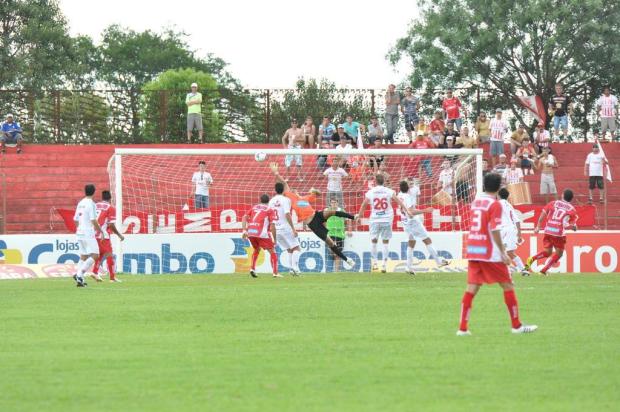 São Luiz vence o Passo Fundo fora de casa e se classifica em primeiro lugar no Grupo B Luis Iarcheski/Especial São Luiz vence o Passo Fundo fora de casa e se classifica em primeiro lugar no Grupo B Luis Iarcheski/Especial