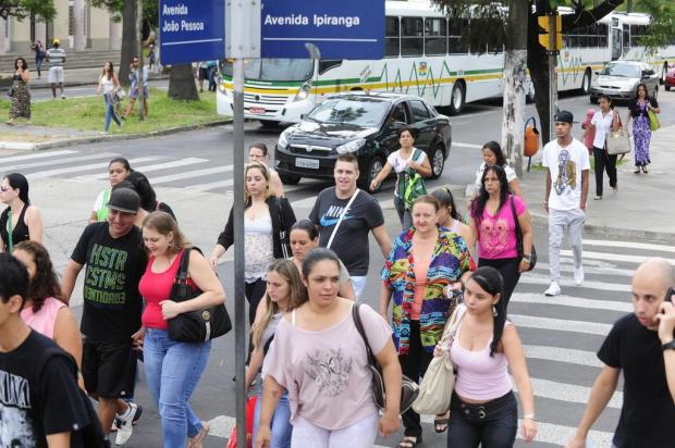 Rodoviários preveem nova operação tartaruga no fim da tarde e Carris pode ter paralisação na quarta Ronaldo Bernardi/Agencia RBS Rodoviários preveem nova operação tartaruga no fim da tarde e Carris pode ter paralisação na quarta Ronaldo Bernardi/Agencia RBS