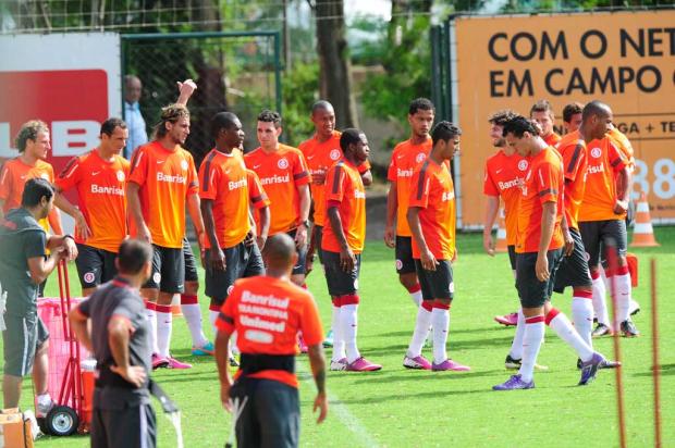 Ygor, Juan e Rafael Moura participam de treino técnico-tático no Parque Gigante Ronaldo Bernardi/Agência RBS/ Ygor, Juan e Rafael Moura participam de treino técnico-tático no Parque Gigante Ronaldo Bernardi/Agência RBS/