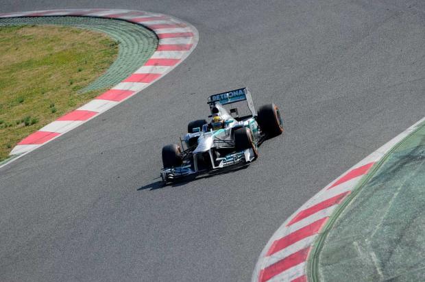Guia F-1 2013: Sem Schumacher, Mercedes foca em Hamilton para brigar pelo título JOSEP LAGO / AFP/