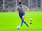 Meia Paulo Josué confia em bom momento do Esportivo para conseguir alcançar as semifinais da Taça Piratini Porthus Junior, Agência RBS/ Meia Paulo Josué confia em bom momento do Esportivo para conseguir alcançar as semifinais da Taça Piratini Porthus Junior, Agência RBS/