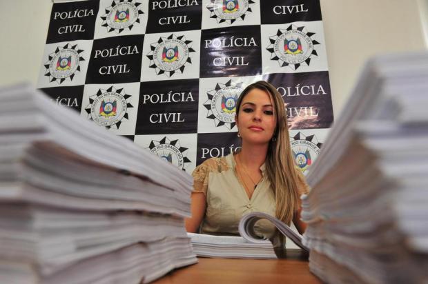Polícia aplica nova metodologia para sistematizar depoimentos de testemunhas da tragédia em Santa Maria Eduardo Ramos/Especial Polícia aplica nova metodologia para sistematizar depoimentos de testemunhas da tragédia em Santa Maria Eduardo Ramos/Especial