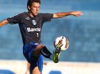 Elano realizará novo exame para avaliar gravidade da lesão no joelho Lucas Uebel, Divulgação/ Elano realizará novo exame para avaliar gravidade da lesão no joelho Lucas Uebel, Divulgação/