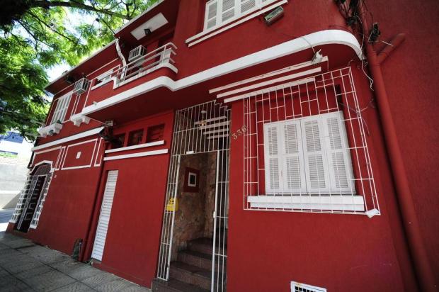 Carmen's Club e outras duas casas noturnas são interditadas em Porto Alegre Ronaldo Bernardi/Agencia RBS Carmen's Club e outras duas casas noturnas são interditadas em Porto Alegre Ronaldo Bernardi/Agencia RBS