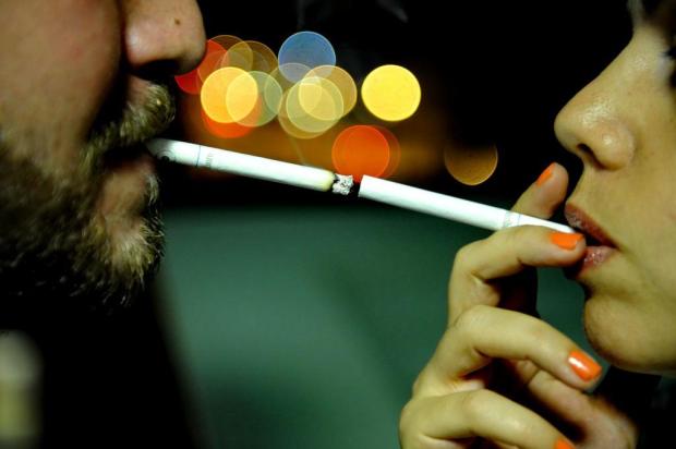Cigarro: a vida de quem não consegue (ou não quer) largar o vício Adriana Franciosi/Agencia RBS