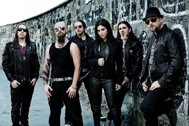 Lacuna Coil traz a turnê de 'Dark Adrenaline' ao Opinião neste sábado Katja Kuhl/Divulgação