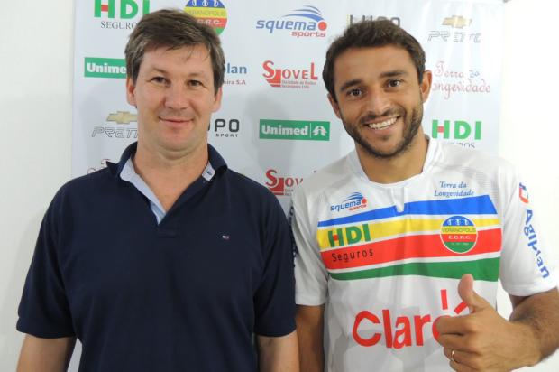 Depois de Itaqui, Veranópolis apresenta zagueiro Edson Borges e lateral Anderson Luís Carlos Alberto Jung, divulgação /