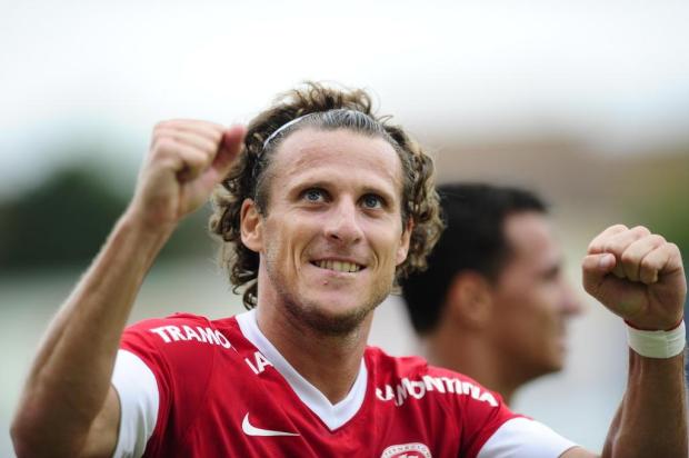 Forlán é convocado e desfalca o Inter por três jogos no Gauchão Mauro Vieira/Agencia RBS Forlán é convocado e desfalca o Inter por três jogos no Gauchão Mauro Vieira/Agencia RBS