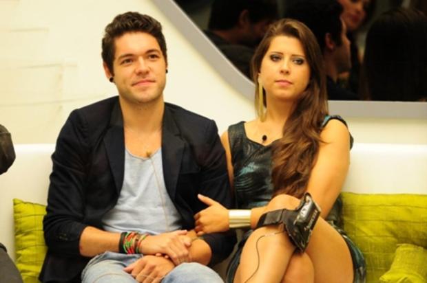 No BBB13, Andressa lambe Nasser e ele pede: "continua fazendo isso" João Cotta/TV Globo No BBB13, Andressa lambe Nasser e ele pede: "continua fazendo isso" João Cotta/TV Globo