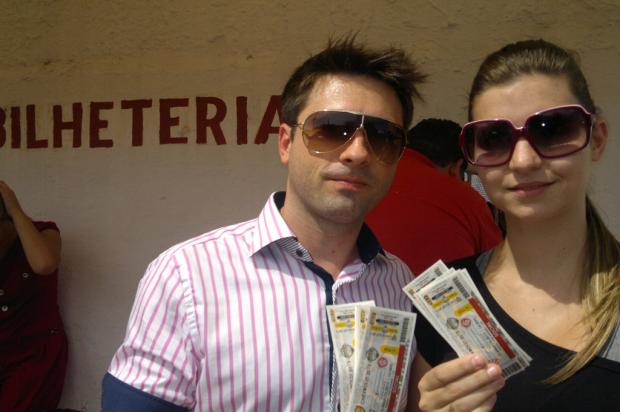 Bilheterias são abertas para venda de ingressos para São Luiz x Inter Rafael Diverio/
